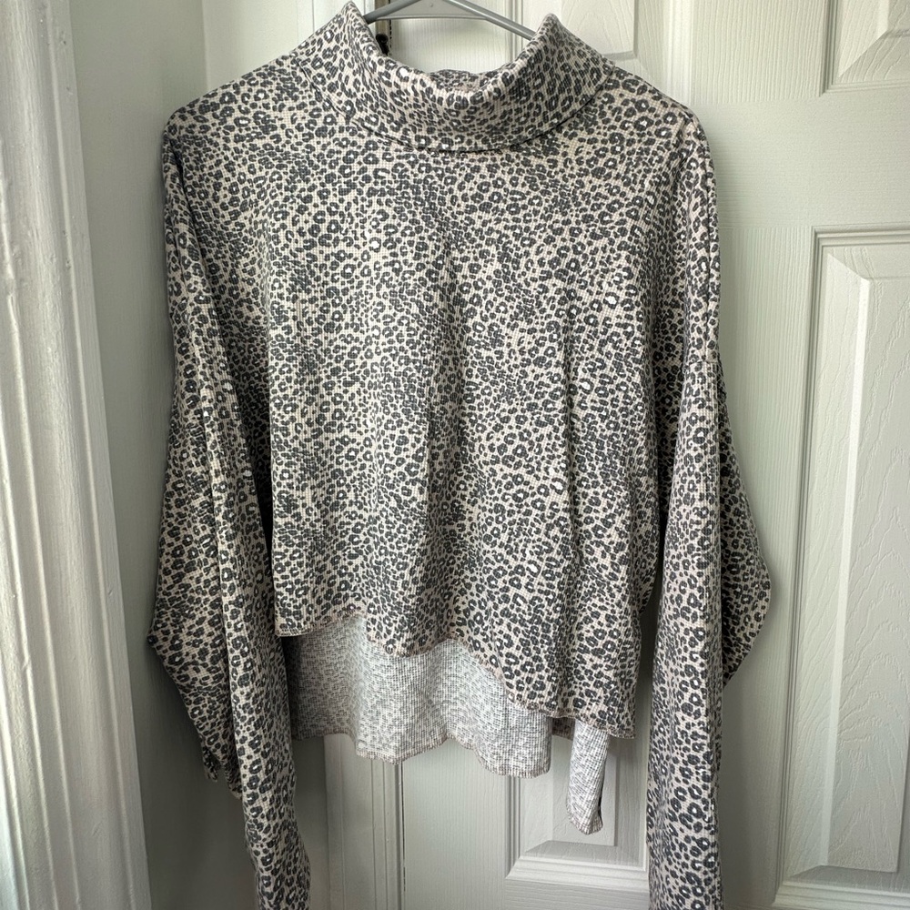 American Eagle Cheetah Turtleneck